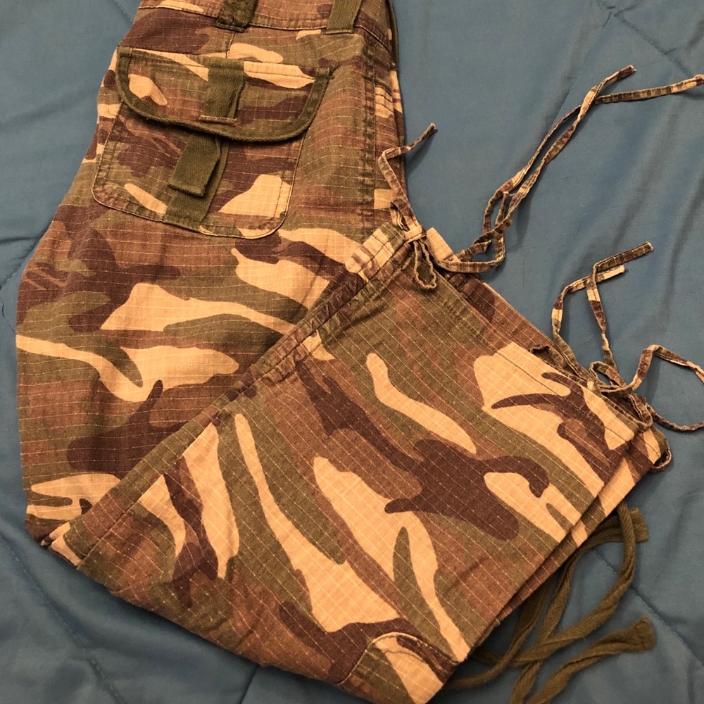 Army Capris
